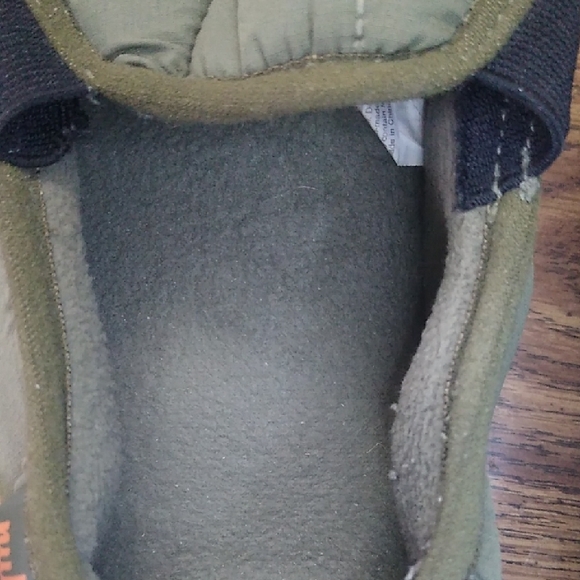 Nuhaus Olive Quilted Slip-On Sneakers Size Mens 10 - Picture 7 of 9